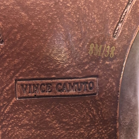 Vince Camuto Tan V-Sides Back Zip Block Heel Suede Ankle Boots 8M - Picture 11 of 16